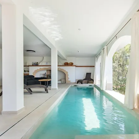 Big Nelma Villa